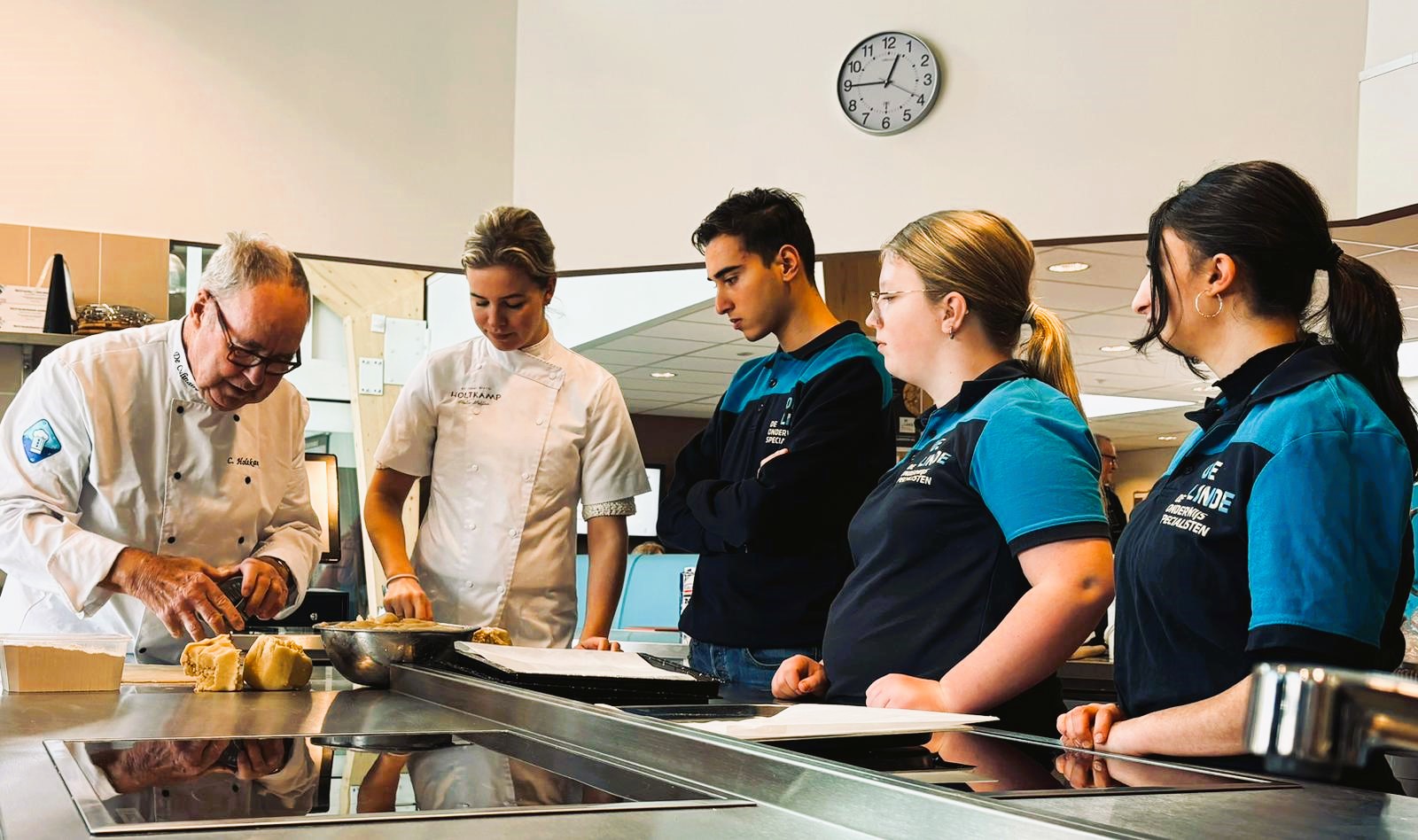 Professionele koeken uit een professionele keuken op vso De Linde