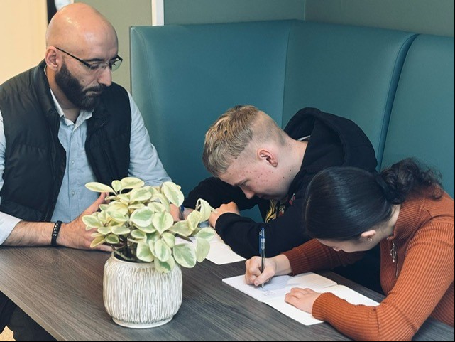 ‘Samen schrijven’ op vso De Linde